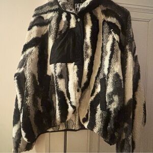 Pebby forevee Stylish Black and White Faux Fur Jacket